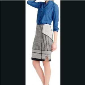 J Crew jacquard pencil skirt . Size 6